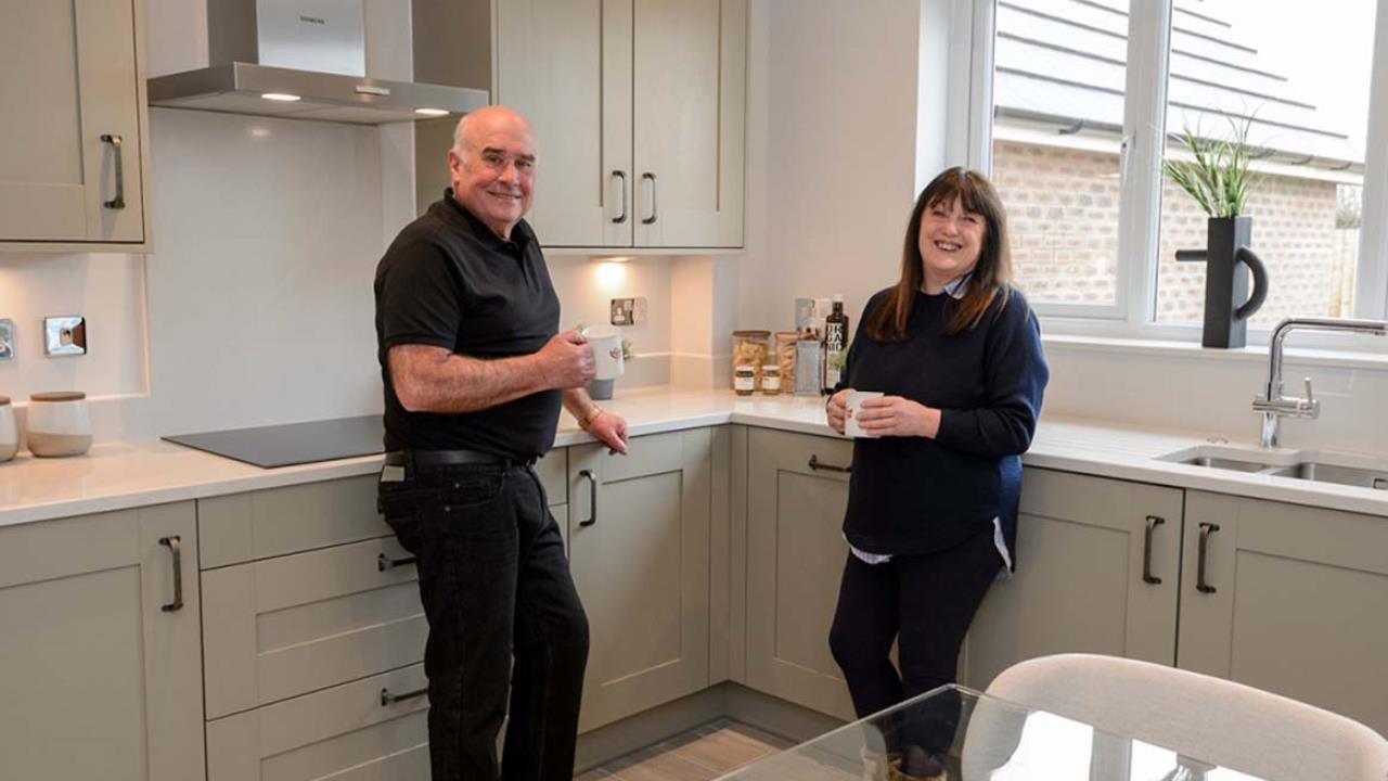 Redrow - News - Yorkshire - Swanland Heights - Maureen and Rob Case Study