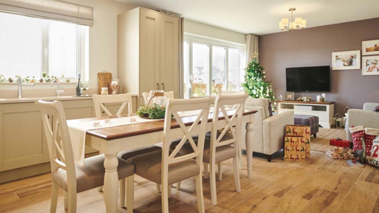 Redrow - Developments - Glevum Green - Christmas Show Home Kitchen