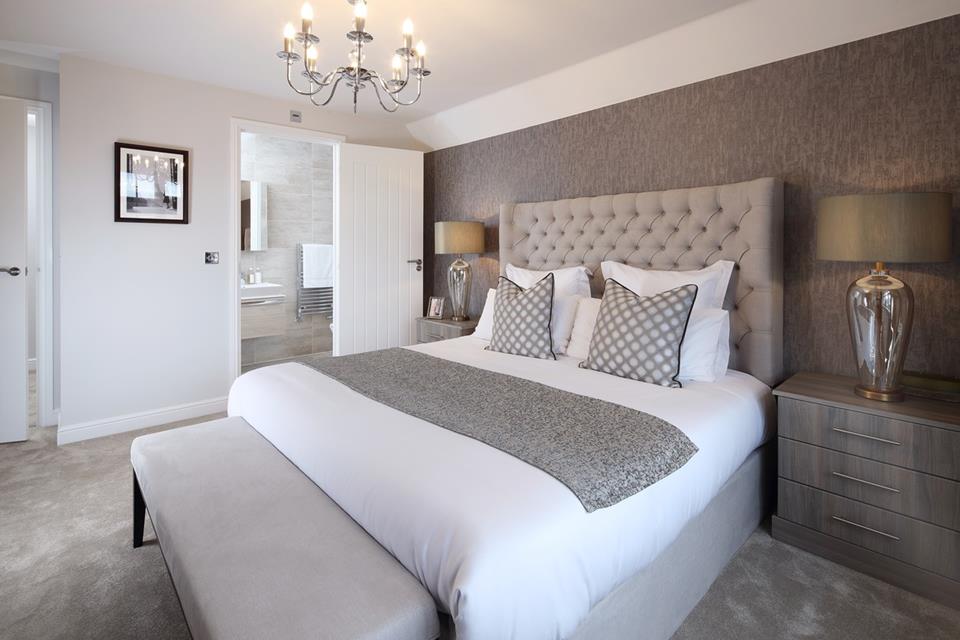 50187 - Main Bedroom