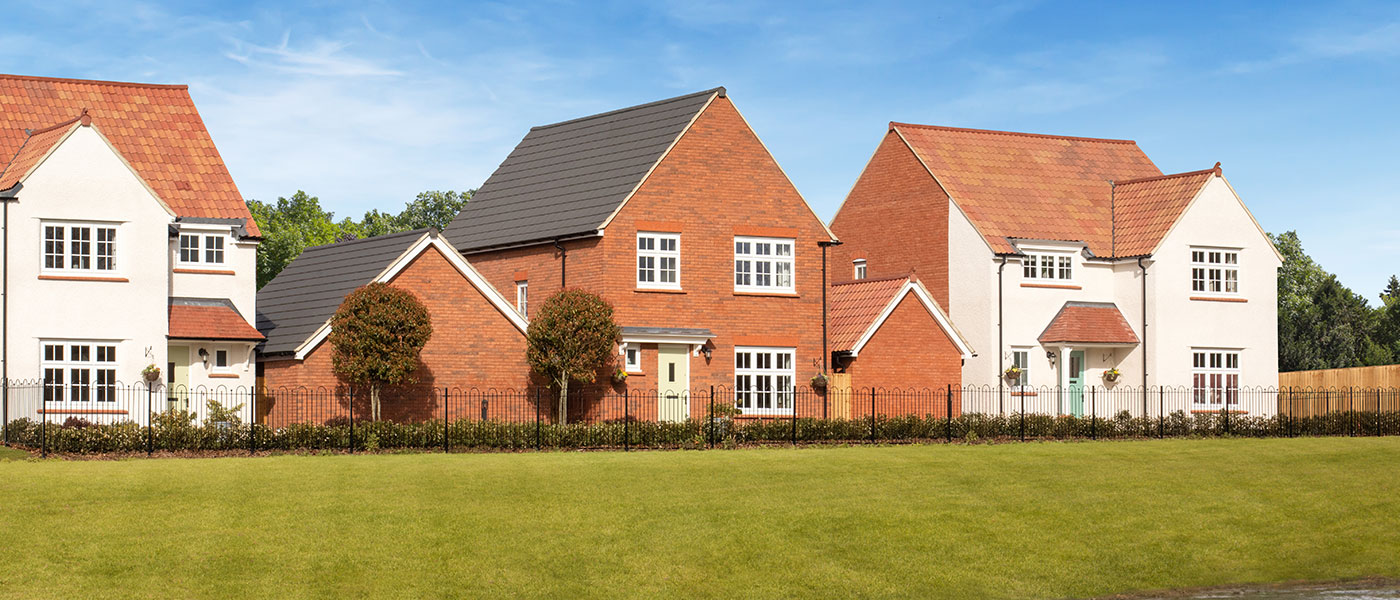 Redrow-GreatOldbury-StreetScene-Hero-47961