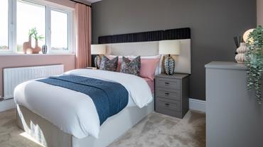 redrow-heritage-lifestyle-collection-the-leamington-lifestyle-bedroom-2