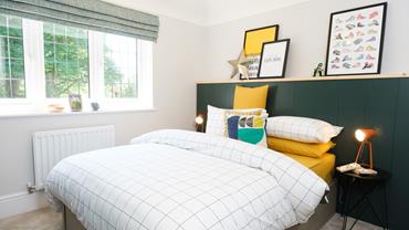 redrow-heritage-the-balmoral-bedroom-3