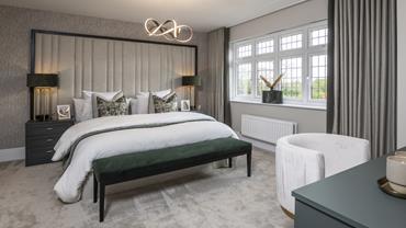 redrow-heritage-the-blenheim-main-bedroom