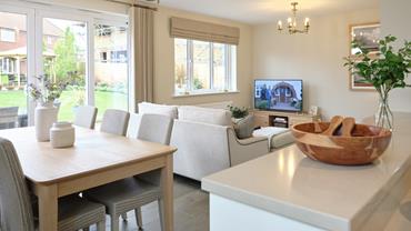 redrow-heritage-the-hadleigh-dining-living-area