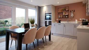 redrow-heritage-the-kensington-kitchen-dining-area