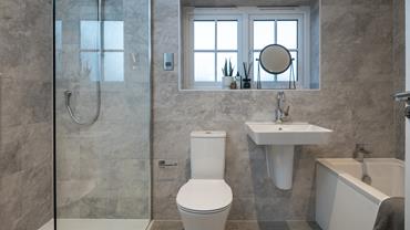 redrow-heritage-the-ledsham-bathroom