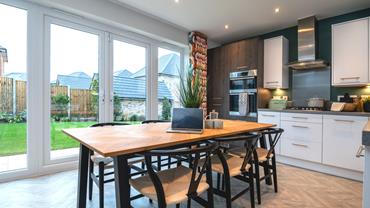 redrow-heritage-the-letchworth-kitchen-dining-area