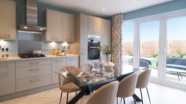 redrow-heritage-the-marlow-kitchen-dining-area