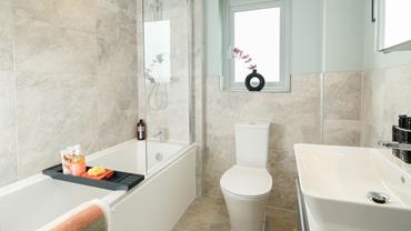 redrow-heritage-the-oxford-bathroom