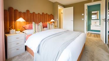 redrow-heritage-the-stratford-main-bedroom