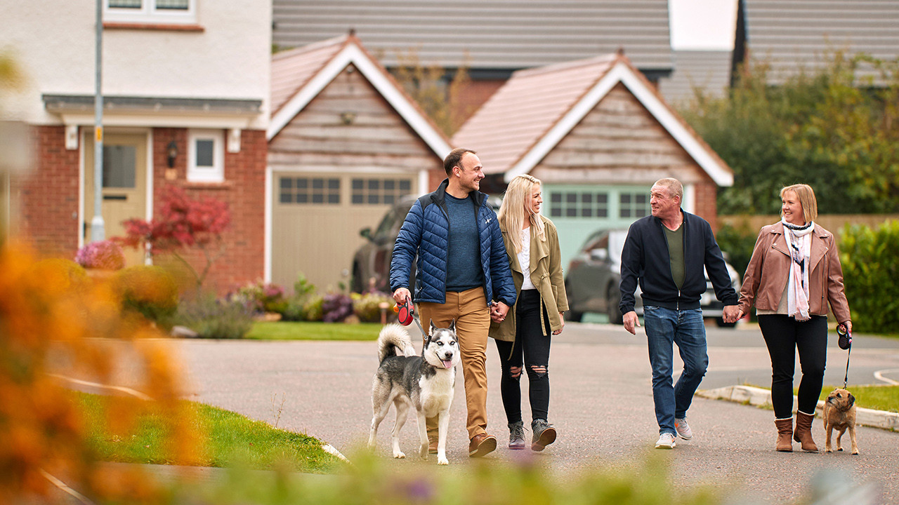 Redrow - Inspiration - Couples walk the dogs
