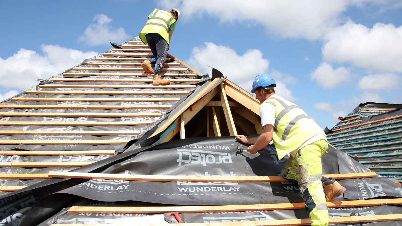 Redrow - Inspiration - Top 10 need-to-know construction terms for new homes - Roof Stage