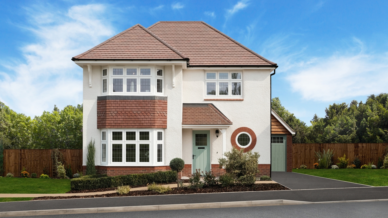 Redrow - Inspiration - The Advantages of Owning a House - The Leamington Lifestyle