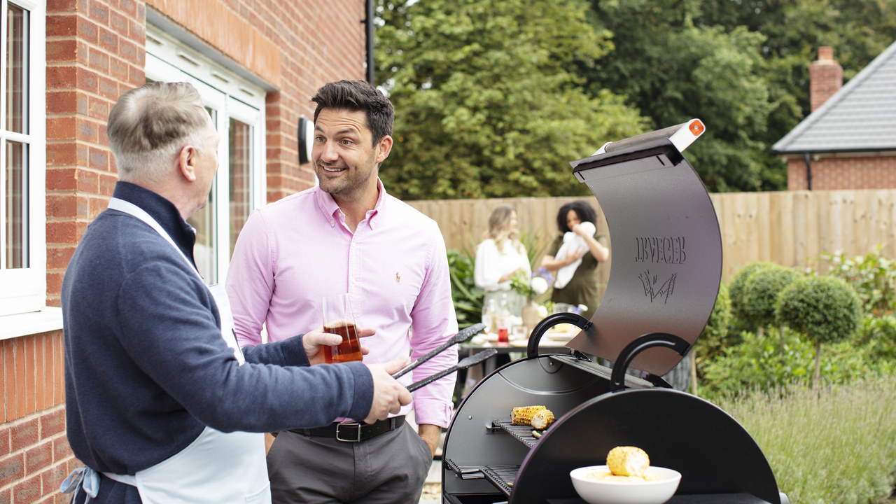Redrow - Inspiration - 4 Simple BBQ Ideas and Recipes at home