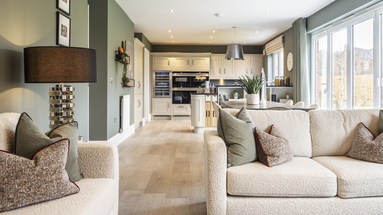 Redrow | Inspiration | Blenheim kitchen and family area