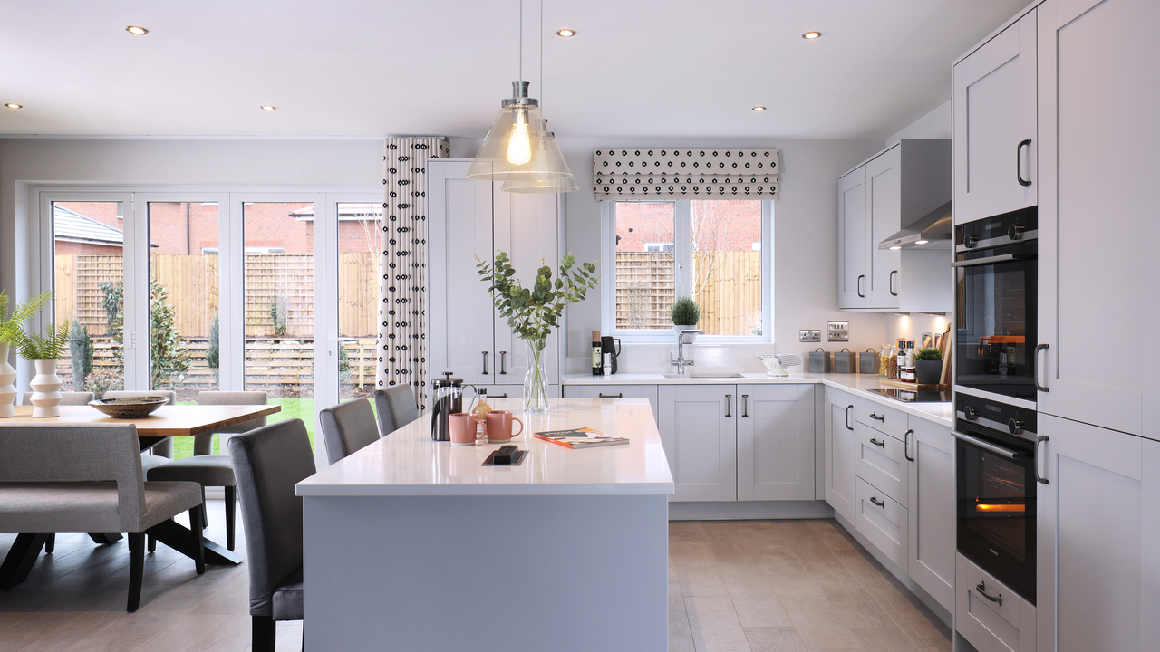 Redrow | Inspiration | An open plan Redrow kitchen with a dining area