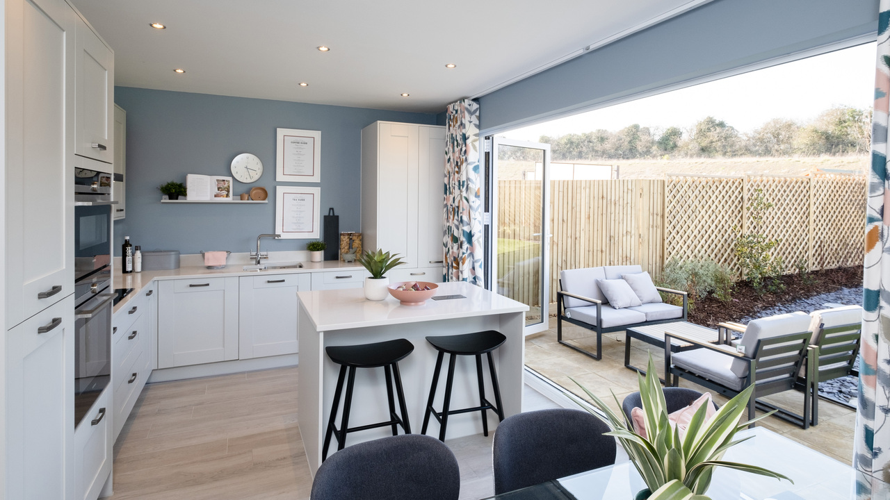 Redrow | Inspiration | What makes a garden room