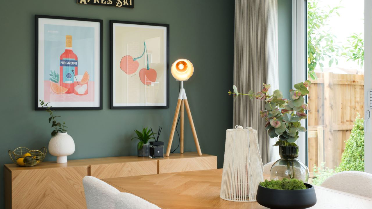 Redrow | Inspiration | The latest trends in new home colour schemes | Dining table