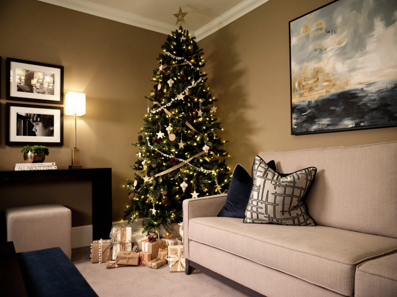 Redrow | Inspiration | A large decorated Christmas tree