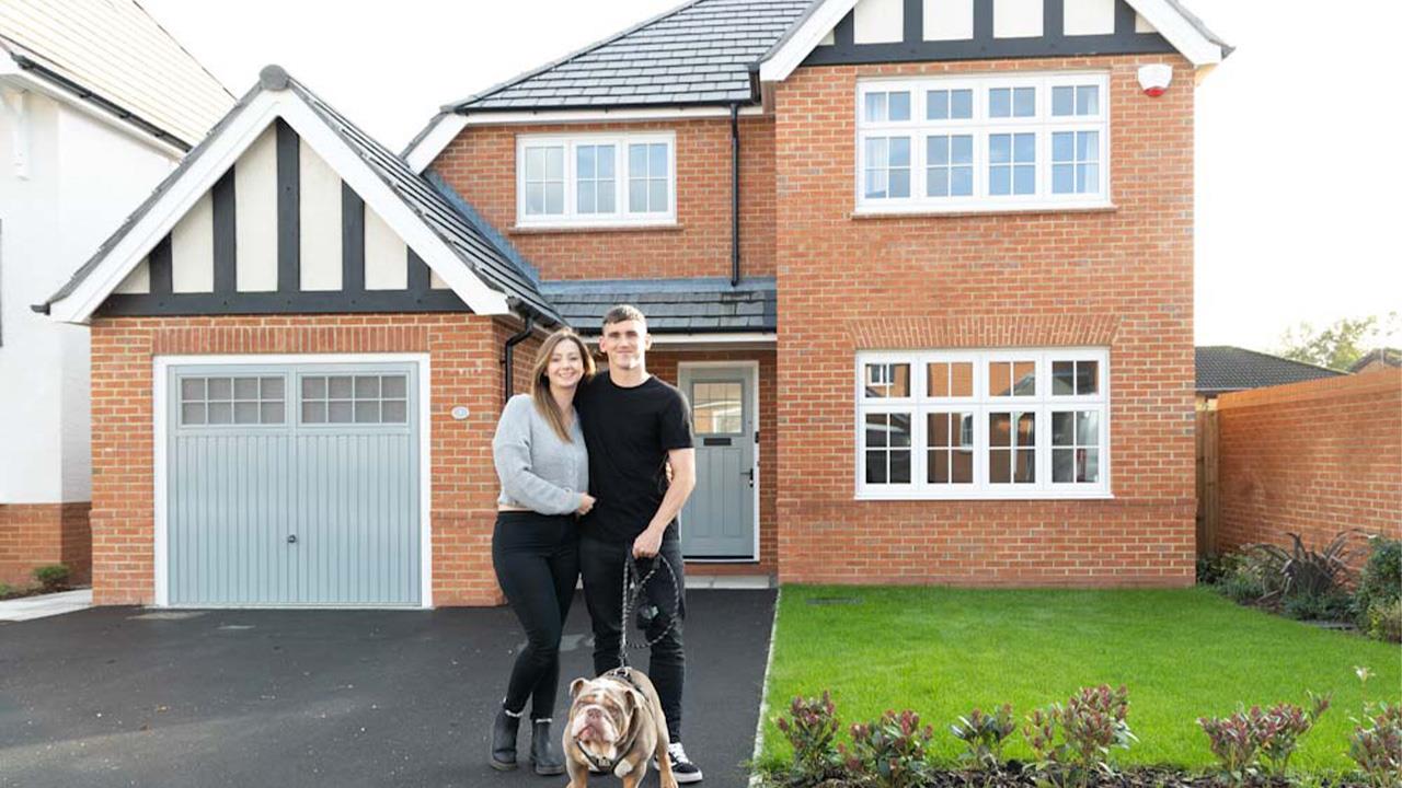 Redrow News -  First buyers move into sought after Oldham development