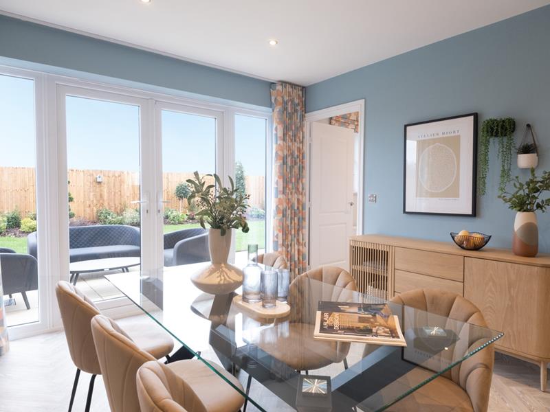 Redrow-Marlow-Kitchen Dining-63436