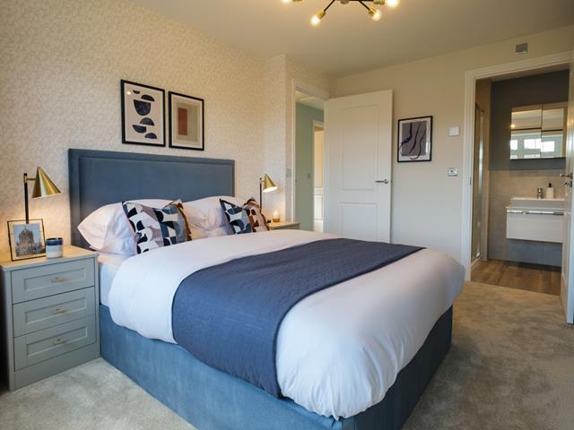 Redrow-Stratford-Main Bedroom-61875