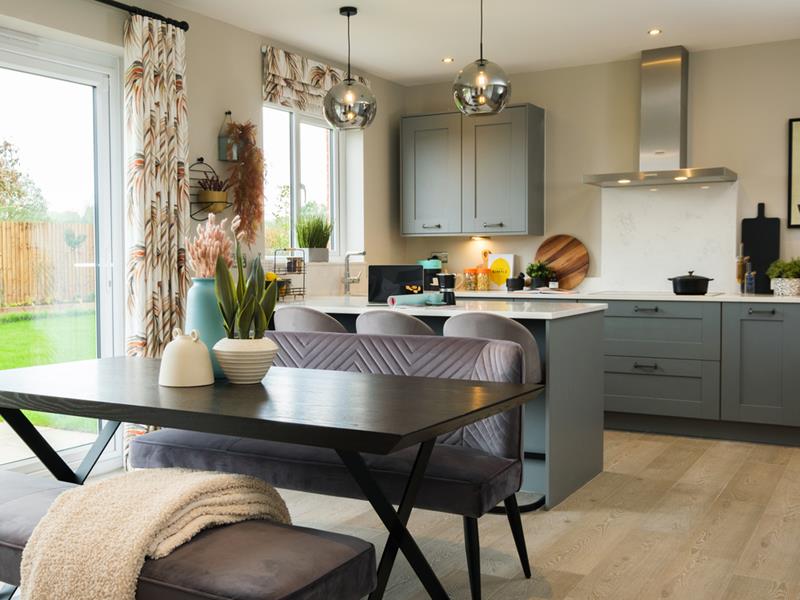 redrow-the-sunningdale-kitchen-dining-63836