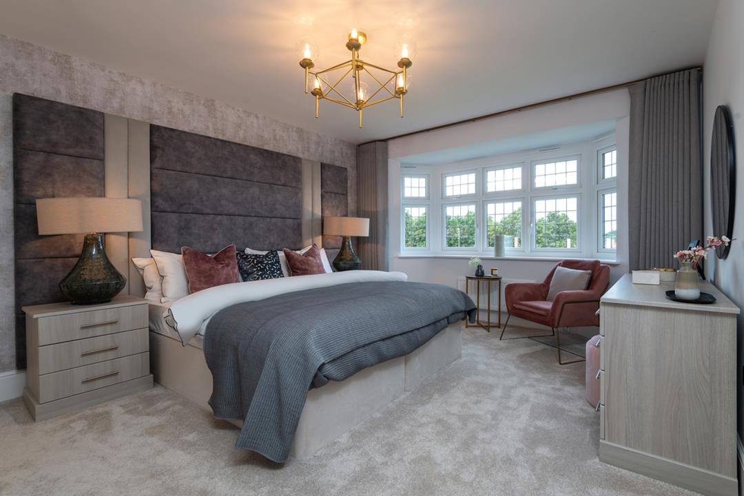Redrow - New homes - Bedroom with bay window