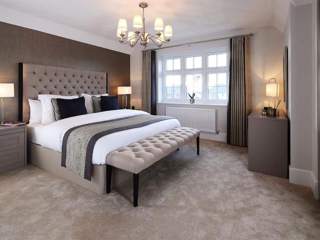 Redrow - Houses - The Welyn - Master Bedroom